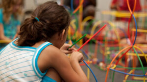 Read more about the article How Play Therapy Helps Kids And Teen